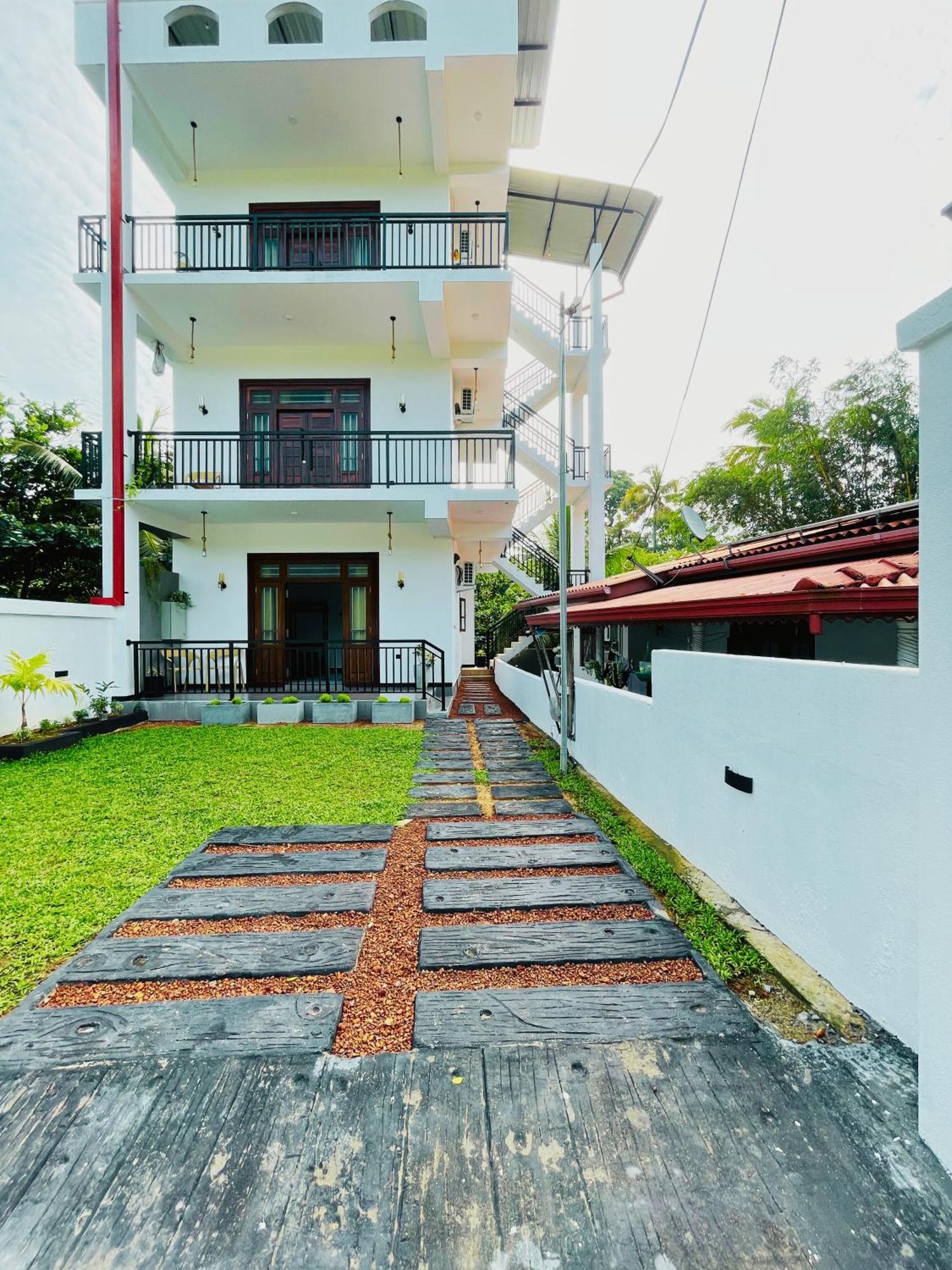Yelisha'S Place Weligama Luaran gambar